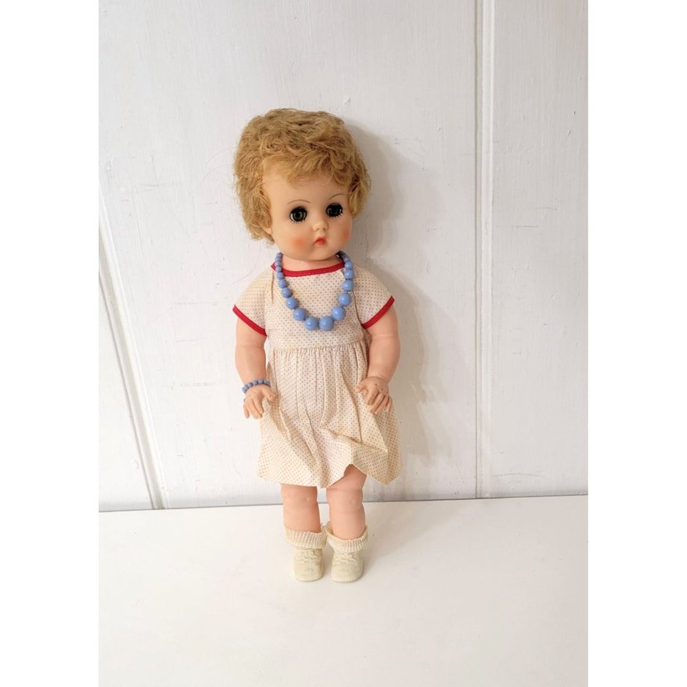 Sleepy Eyes Vinyl Doll 1960s Original Clothes - Picture 6 of 6
